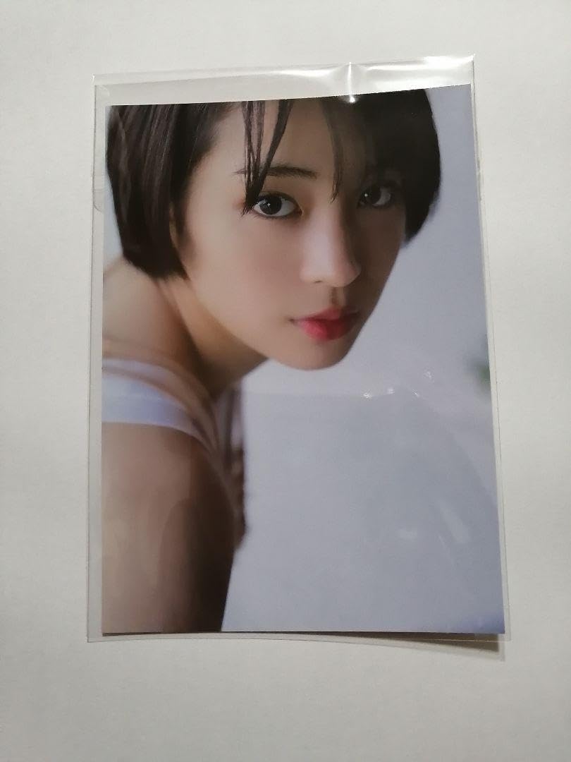 Amazon.co.jp: 広瀬すず ポストカード 限定写真集負けずぎらい購入特典